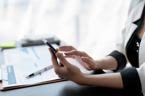 Pourquoi partir à la découverte du monde avec une application de guidage interactif ?