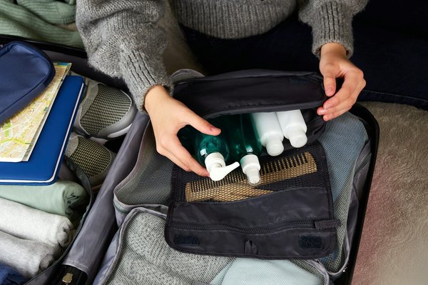 Trousses de toilette chic chez dasuro boutique